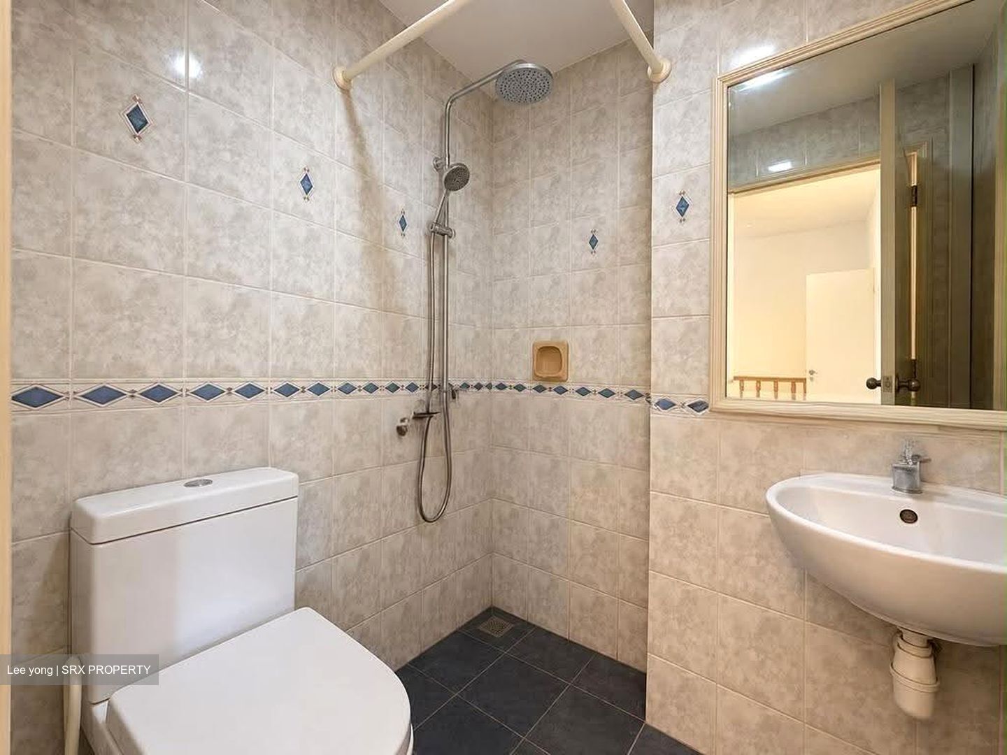 Loyang Villas (D17), Terrace #629628641
